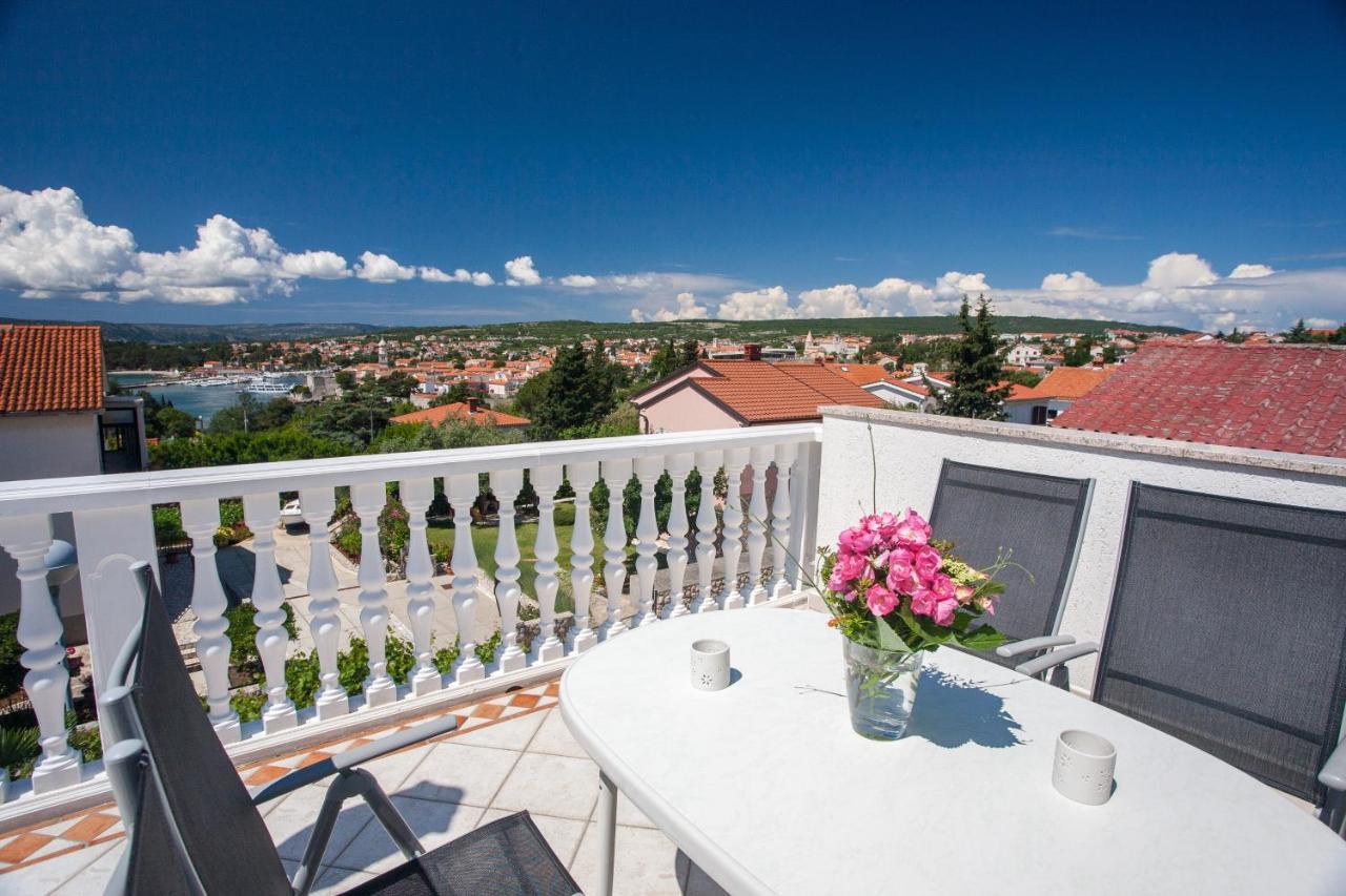 Apartments Dino Krk Town Luaran gambar