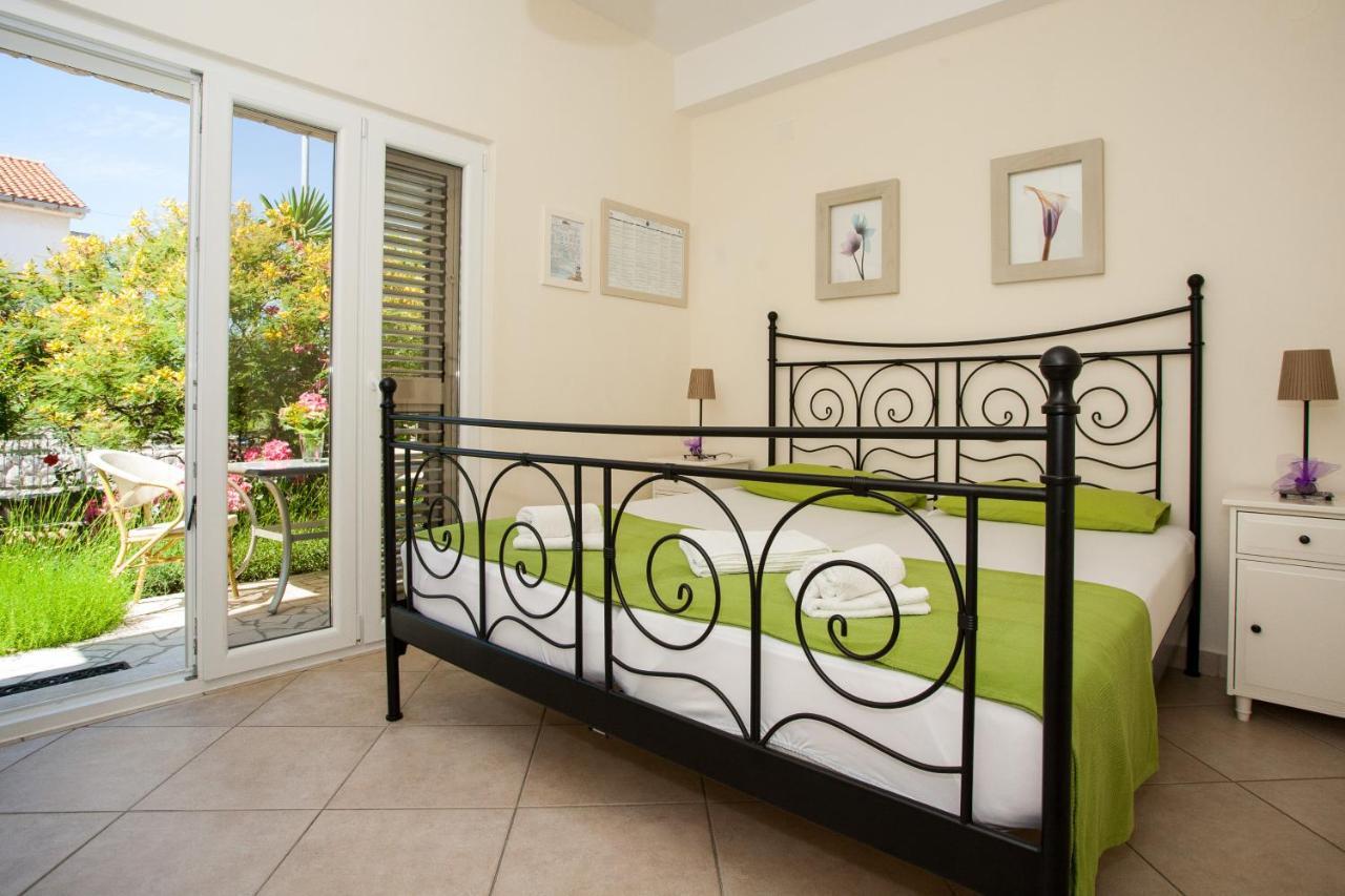 Apartments Dino Krk Town Luaran gambar