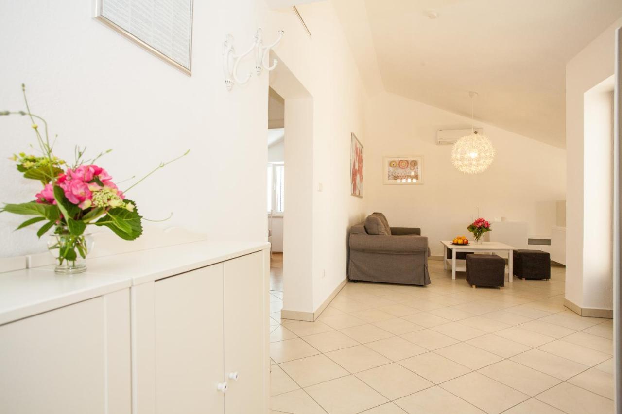 Apartments Dino Krk Town Luaran gambar